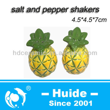 ceramic salt and pepper shaker,salt & pepper shakers