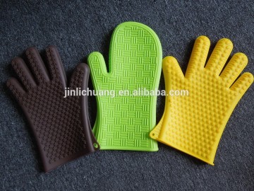 Wholesale food grade silicone microwave oven gloves/bbq used silicone gloves