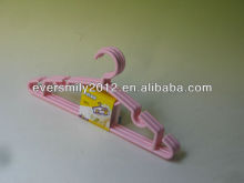 Cheap Plastic Clothes Hanger