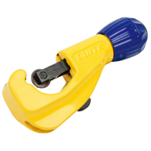 Mid size Copper pipe cutter