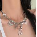 Chain tassel four pointed star niche clavicle chain