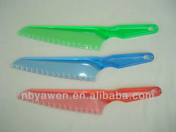 plastic cake knife