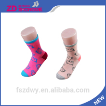 elegant shape stocking fun wool socks
