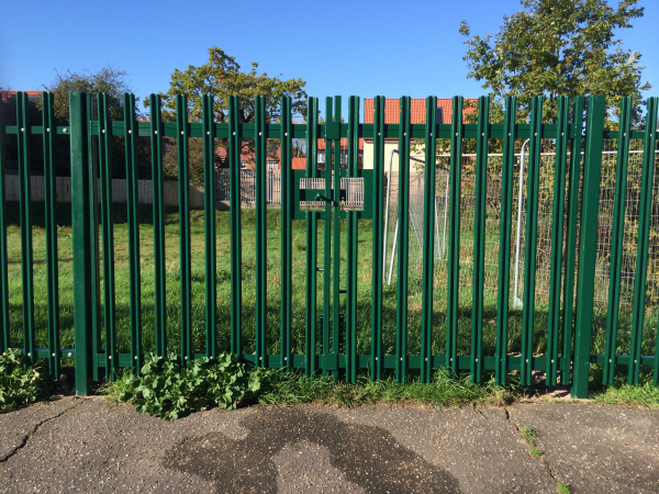 palisade-fencing-gate