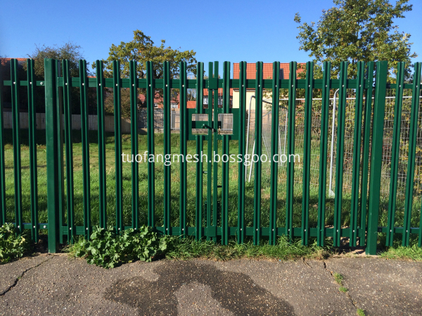 palisade-fencing-gate