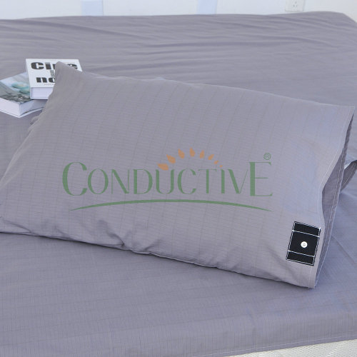 Funda de almohada de cama de puesta a tierra de color gris