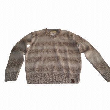 Men's pullovers, made of wool and acrylic