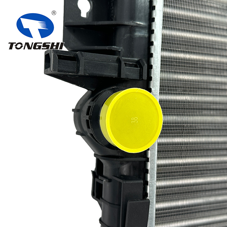 1377542 Engine Cooling System Auto Spare Parts Car Mechanical Radiator for Ford Mondeo Mk2 1377542 Engine Cooling System Auto Spare Parts Car Mechanical Radiator for Ford Mondeo Mk2
