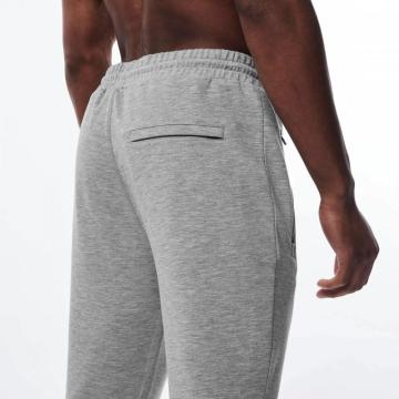 locker sitzende Jogginghose Herren