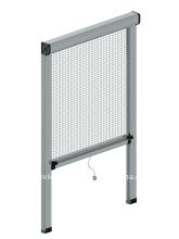 Retractable window screen