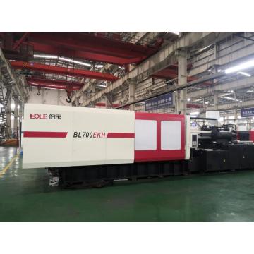 Benchtop injection molding machine