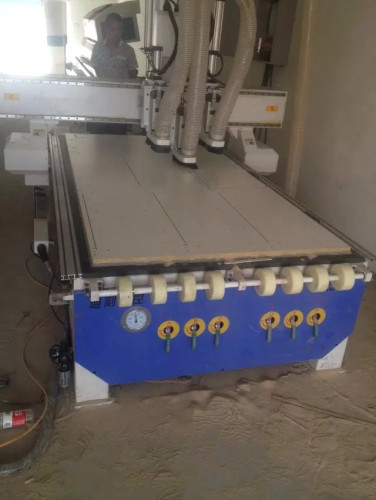 Otomatis mesin woodworking cnc router multihead 1325