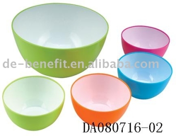 plastic dinnerware