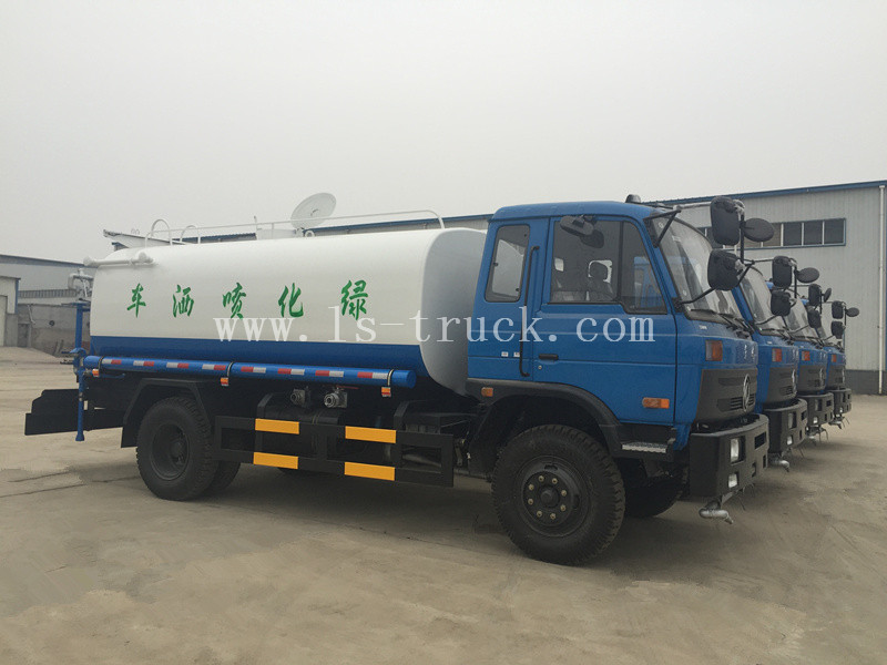 Dongfeng 4X2 RHD Road Sprinkler Truck