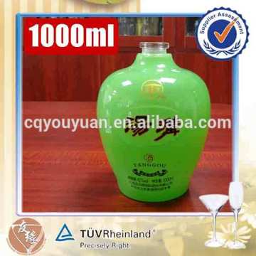 New Design China Eco-Friendly Spirit Glass Wine Bottle 1l Large Glass Bottles with Corks