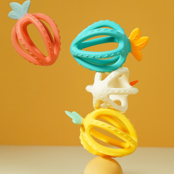 3D Erdbeere Silikon Baby Beißringe Spielzeug Neues Design