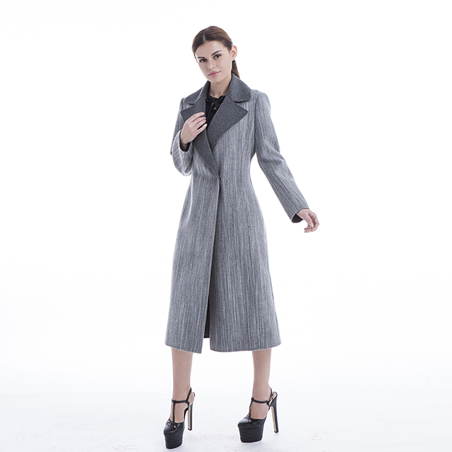 Slim European cashmere coat