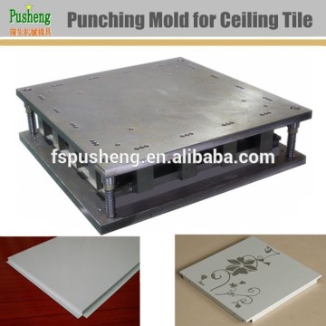 Bending mold for aluminum false interlocked ceiling tiles making machines