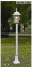 Classic outdoor wall lantern