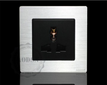 multi wall socket univesal 3 pin socket multiple plug socket