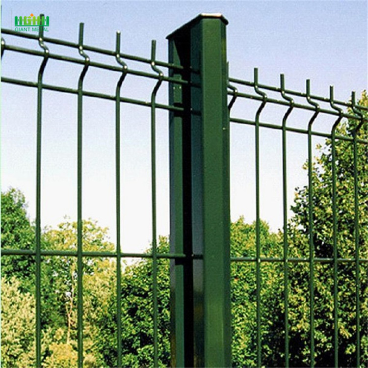 PE coated triangle bending wire mesh fence
