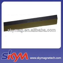 Colourful magnetic block