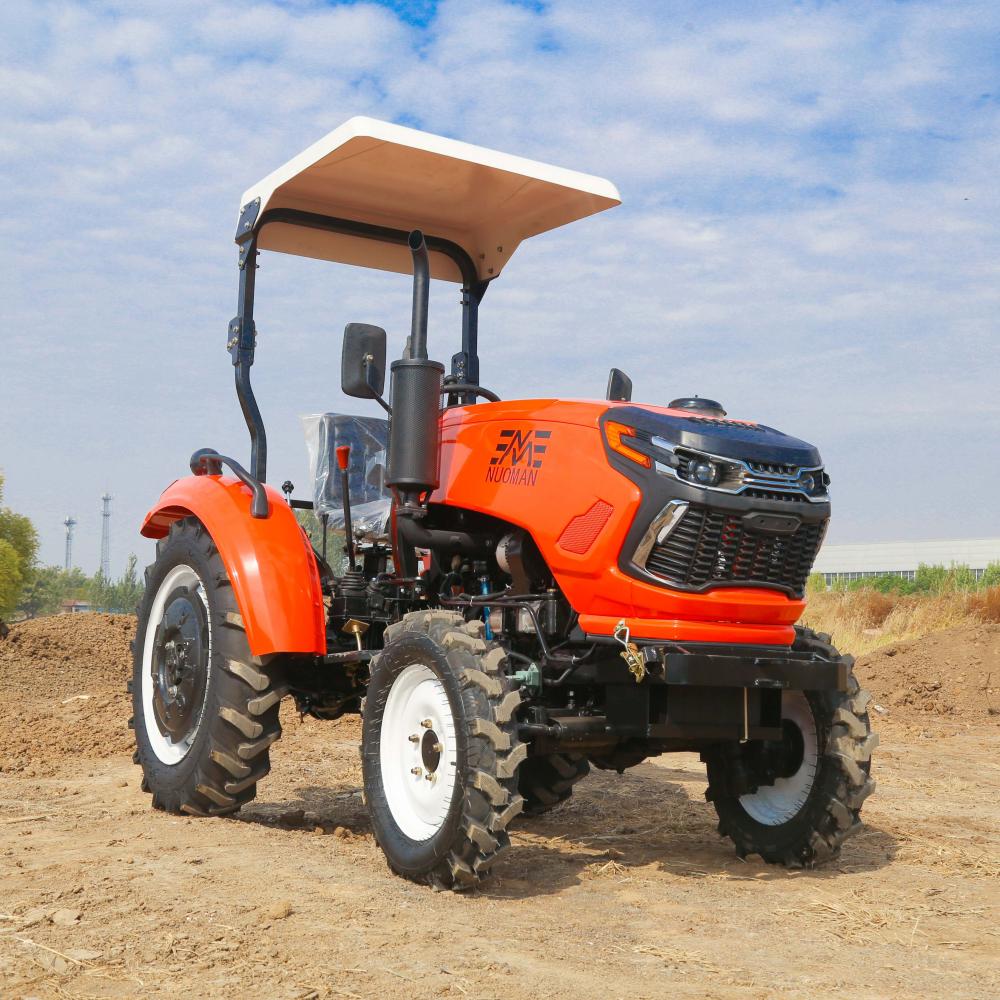 Traktor pertanian roda 4WD dengan suku cadang opsional