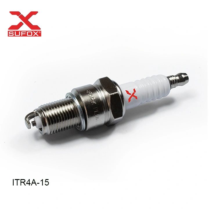 Itr4a-15 Ptr4g15 Ceramic Spark Plug for Buick Cadillac Cars 0 242 225 677