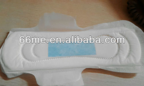 Good quality sanitary napkins with blue core