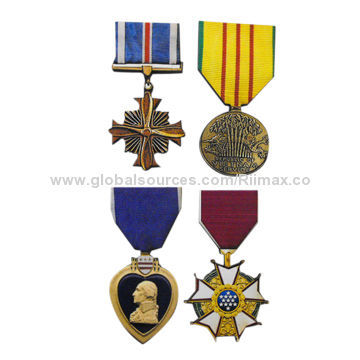 Medal with Neck Ribbon, Made of Zinc Alloy, Customized Designs are Accepted, Good-quality