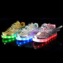 Fashion New Design Custom Made Flat Footwear Comfortable Led Shoes Ligth Up