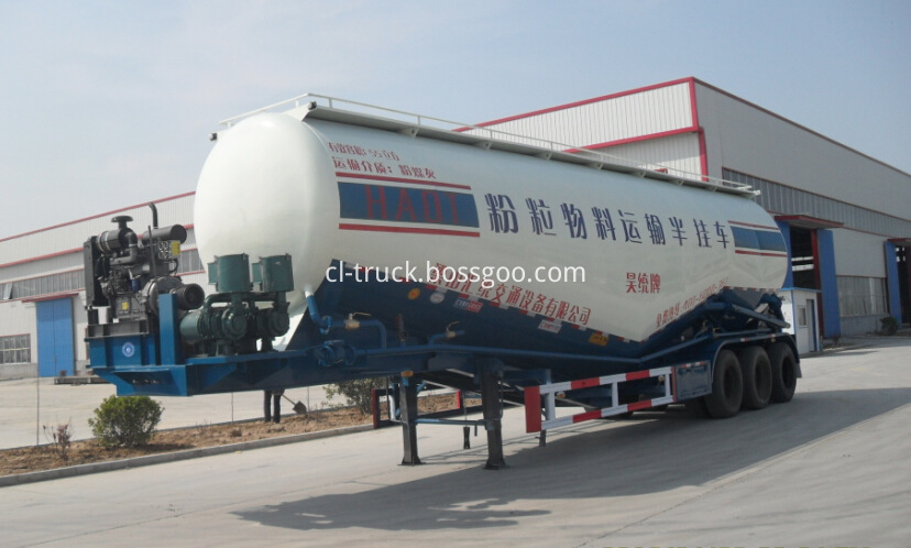 3 axle powder material transport vehicle