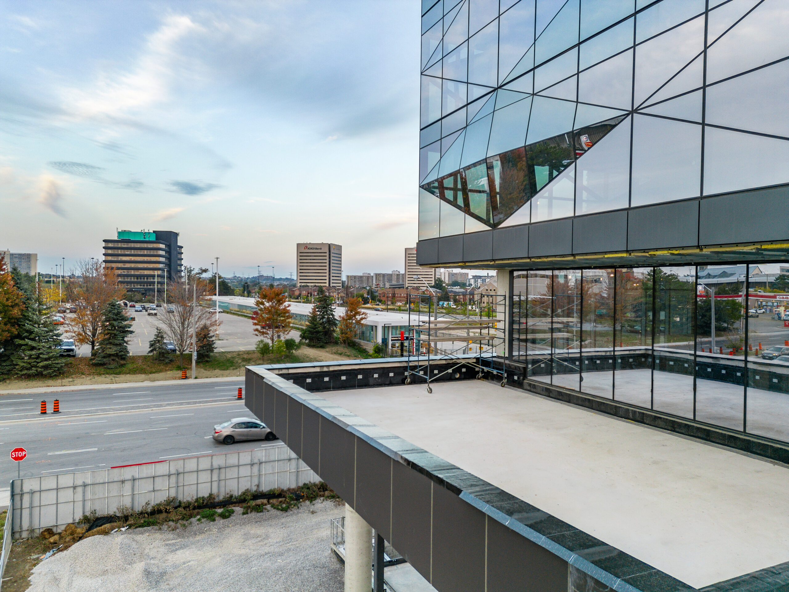 1185-eglinton-ave-5 escala 1185-Eglinton-Ave-5-scaled