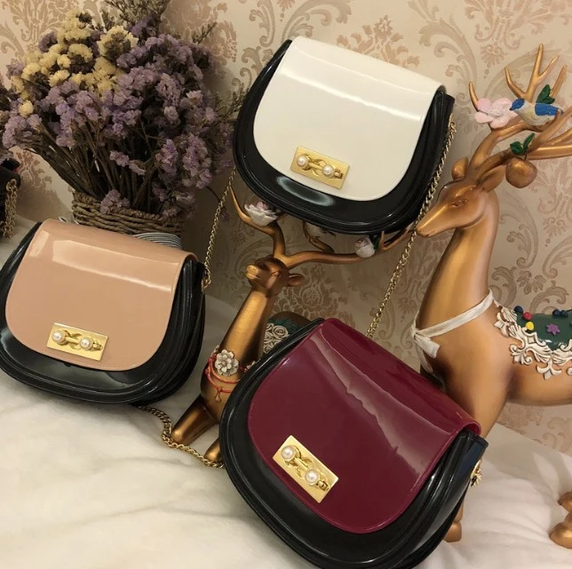 2020 Latest Fashion Mini Pearl Lock Bag Women Chain Mini Shoulder Bag Circle Small Messenger Bag