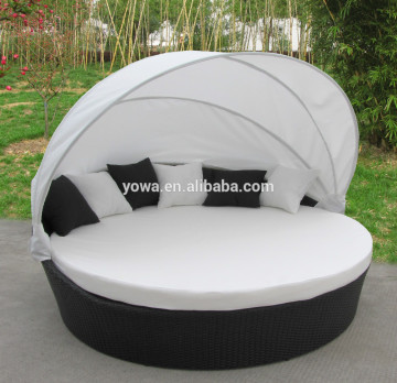 classic style rattan big round bed