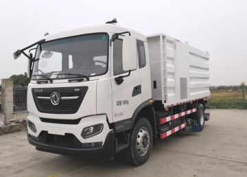 High-Efficiency Multi-Function Cleaning Vehicle