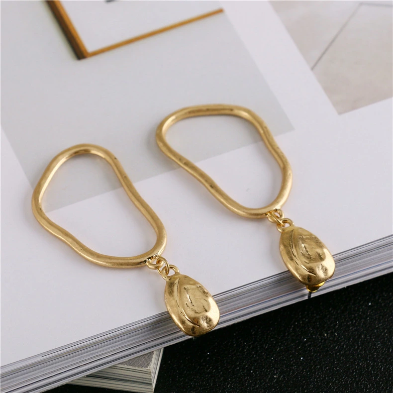 Top Design OEM Women Promotion Gift Pendant Earrings Jewelry Geometric Dangle Simple Gold Copper Alloy Drop Stud Charm Earring