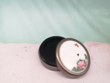 Round Blush Cream Jar Container