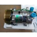 Sinotruck HOWO truck Parts conditioning compressor