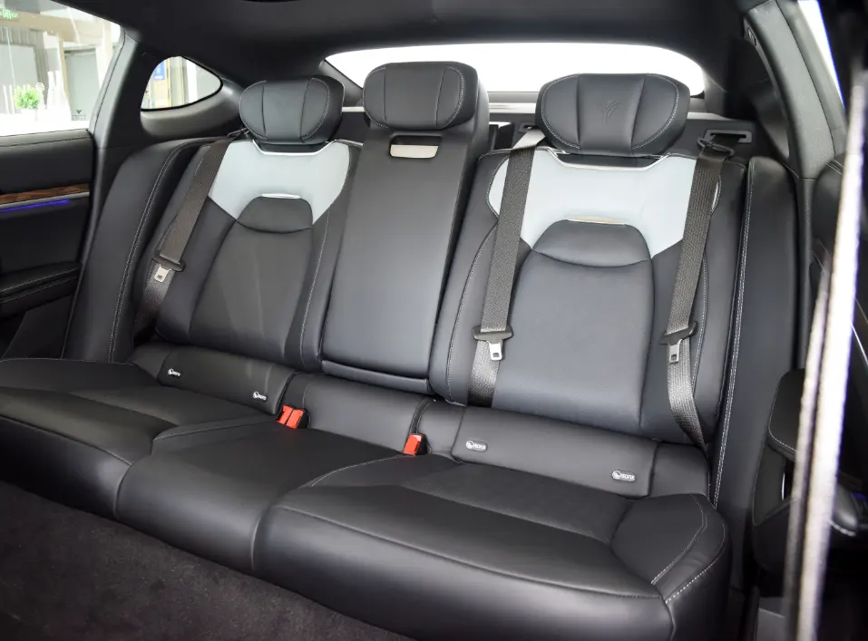 2023 Nezha Wholesale Automobile Adult Neta S High Speed New Energy Electric Vehicle Electric Vehicle Used Car