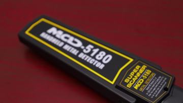 Advanced Professional Hand Held Metal Detector MCD-3003B1