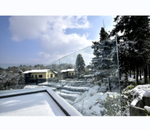 High-Quality RG140 Invisible Frameless Glass Aluminum Spigot Deck Railing System: Premium Choice for Modern Design