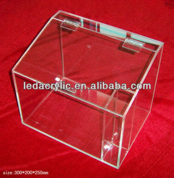 house shape acrylic candy box