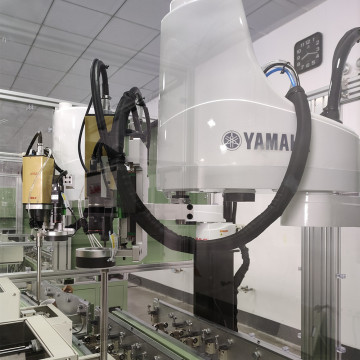 Online Automatic XYZ-robot Bolt Tightening Machine