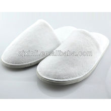 High Quality Coral Fleece Slipper for Hotel, White Color and One-off