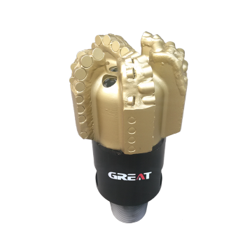 Drilling industries PDC bit for oil well