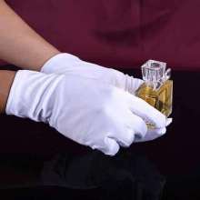 White Microfiber Cleaning Gloves