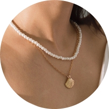 Boho Women's Double Layer Pearl Shell Choker Necklace for Summer Beach Ocean Girls' Jewelry