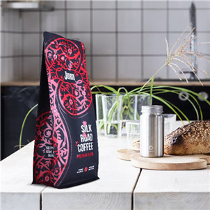 Oversized surface-coated printed coffee bags