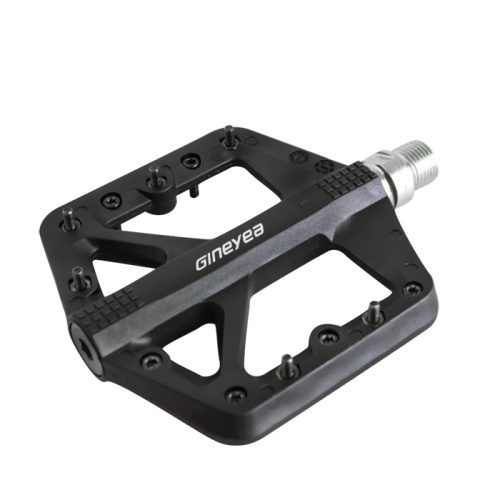 Flat pedal M-907 One piece black PP CNC machined Cr-Mo DU/Sealed bearing